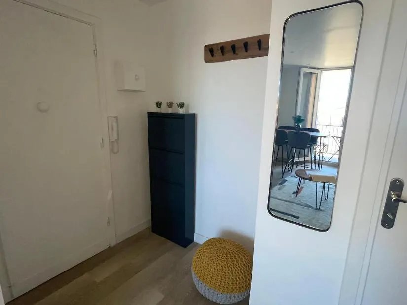 Taifun Apartment Milano 0*,  Italia